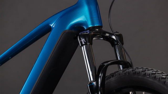 Cube Reaction Hybrid Performance 600 electricblue´n´dazzle 2026 Kolo