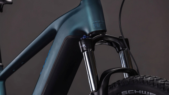 Cube Reaction Hybrid ONE 800 royalgreen´n´prism 2026 Kolo