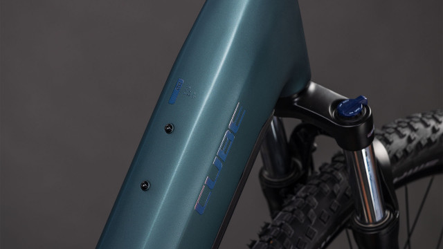 Cube Reaction Hybrid ONE 800 royalgreen´n´prism Easy Entry 2026 Kolo