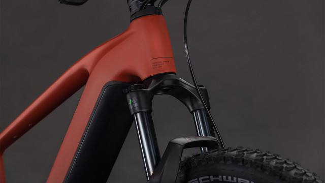 Cube Reaction Hybrid Race 800 amber´n´black 2026 Kolo