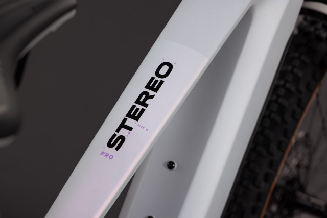 CUBE Stereo Hybrid ONE22 Pro 800 foggrey 'n' sparklerose 2027 kolo