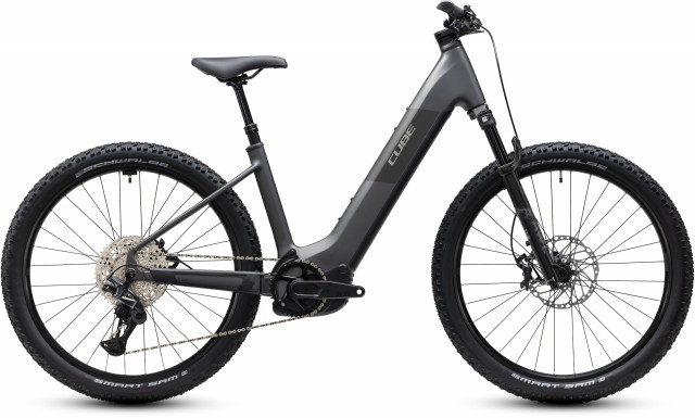 CUBE Reaction Hybrid Race 800 slabgrey 'n' chrome 2027 kolo