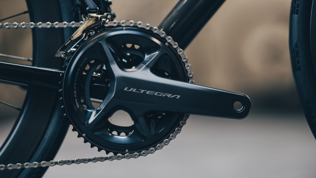 CUBE Attain C:62 SLT carbon 'n' white 2027 kolo