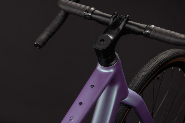 CUBE Nuroad Pro mysticpurple 'n' black 2027 gravel kolo