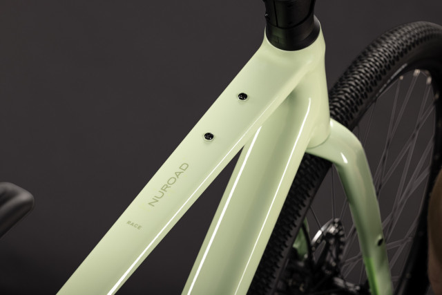 CUBE Nuroad Race lindgreen 'n' matcha 2027 kolo