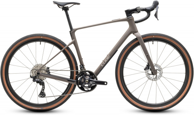CUBE Nuroad C:62 Pro cedar 'n' stone 2027 gravel kolo