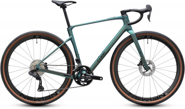 CUBE Nuroad C:62 Race jungali 'n' black 2027 gravel kolo