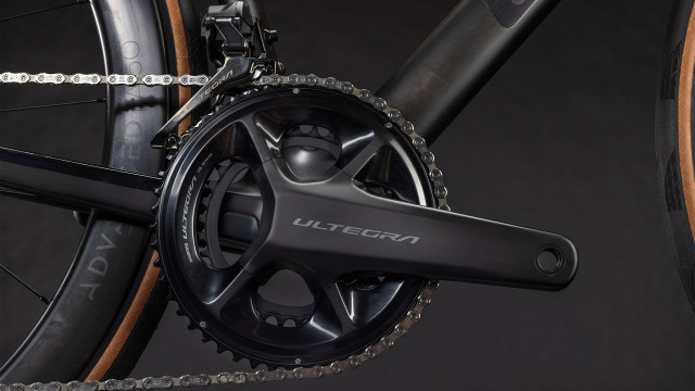 Cube Attain C:62 SLT carbon´n´coalchrome 2026 Kolo