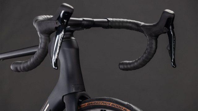Cube Agree C:62 SLT black´n´black 2026 Kolo