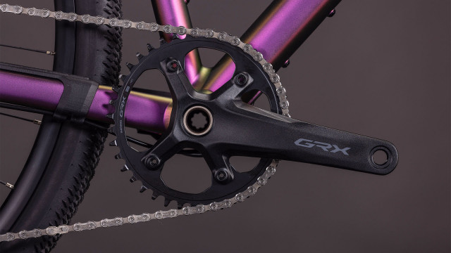 Cube Nuroad SLX molotov´n´black 2026 Kolo