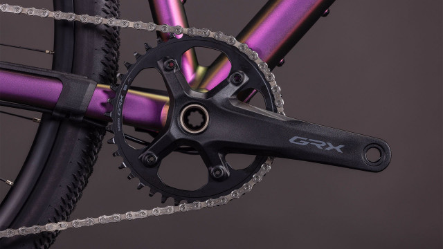 Cube Nuroad SLX molotov´n´black 2026 Kolo