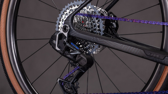 Cube Nuroad C:62 EXC carbon´n´crisscross 2026 Kolo