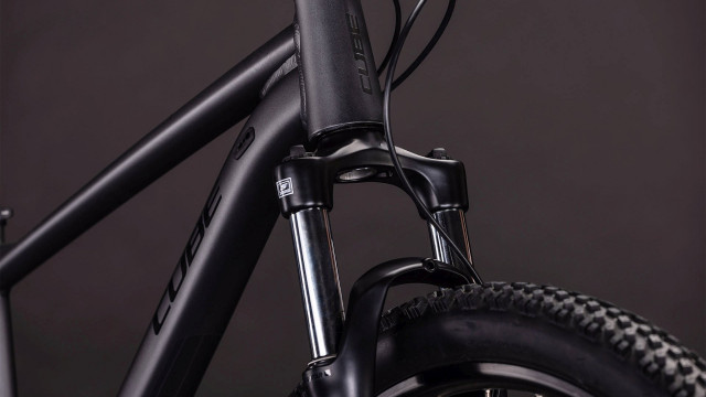 Cube Aim Pro slateblack´n´black 2026 Kolo