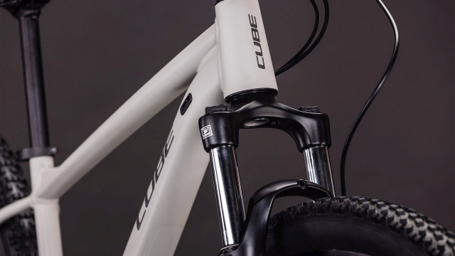 Cube Aim Pro greige´n´titan 2026 Kolo