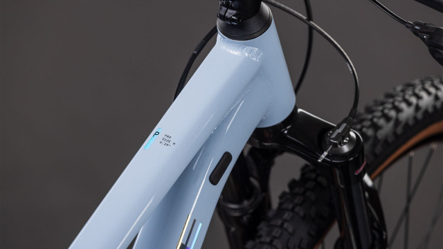 Cube Attention Pro iceblue´n´prism 2026 Kolo