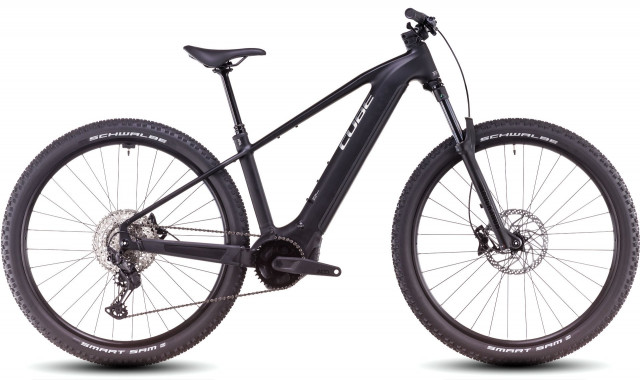 CUBE REACTION HYBRID RACE 800 black´n´metal 2025 KOLO