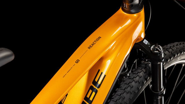 Cube Reaction Hybrid SLX 800 spectraorange´n´violet 2025 kolo