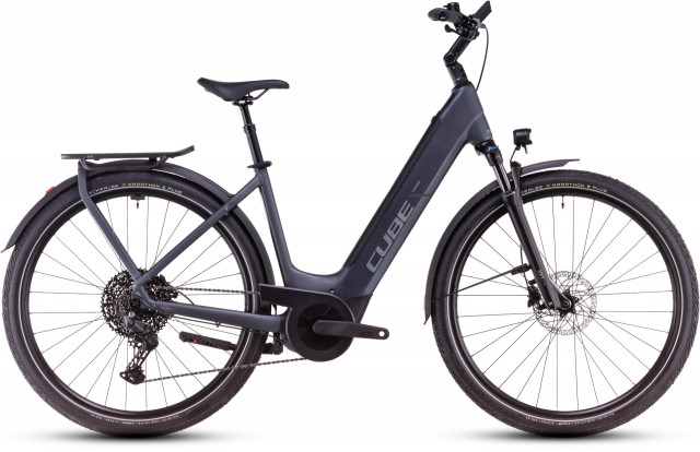 Cube Touring Hybrid Pro 625 metallicgrey´n´chrome Easy Entry 2025 kolo