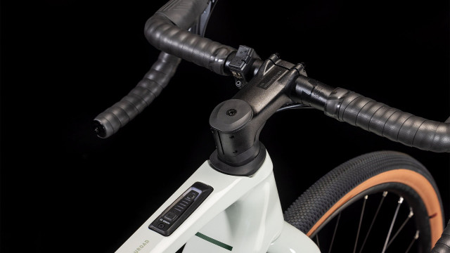 Cube Nuroad Hybrid C:62 Race 400X desertstone´n´green 2025 kolo