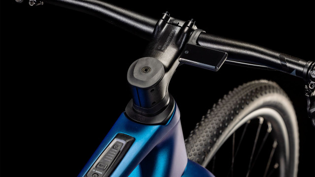 Cube Nulane Hybrid C:62 SLX 400X nebula´n´blue 2025 kolo
