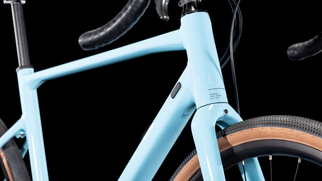 CUBE NUROAD PRO mayablue´n´black 2025 KOLO