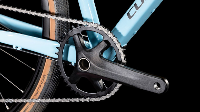 CUBE NUROAD PRO mayablue´n´black 2025 KOLO